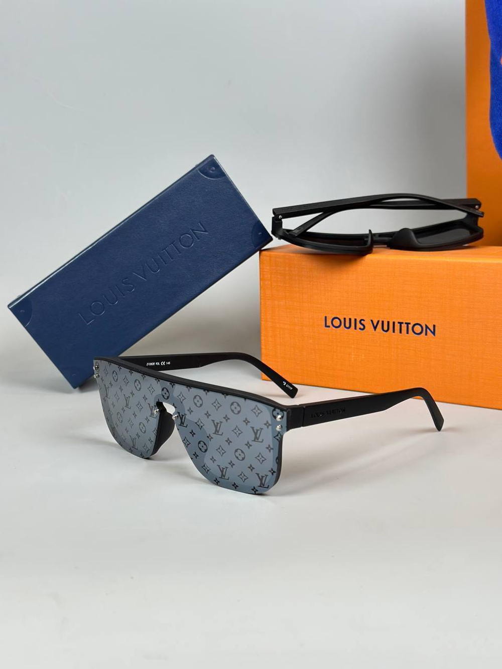 Очки Louis Vuitton
