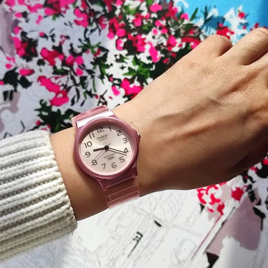 Наручные часы Casio MQ-24S-4BEF