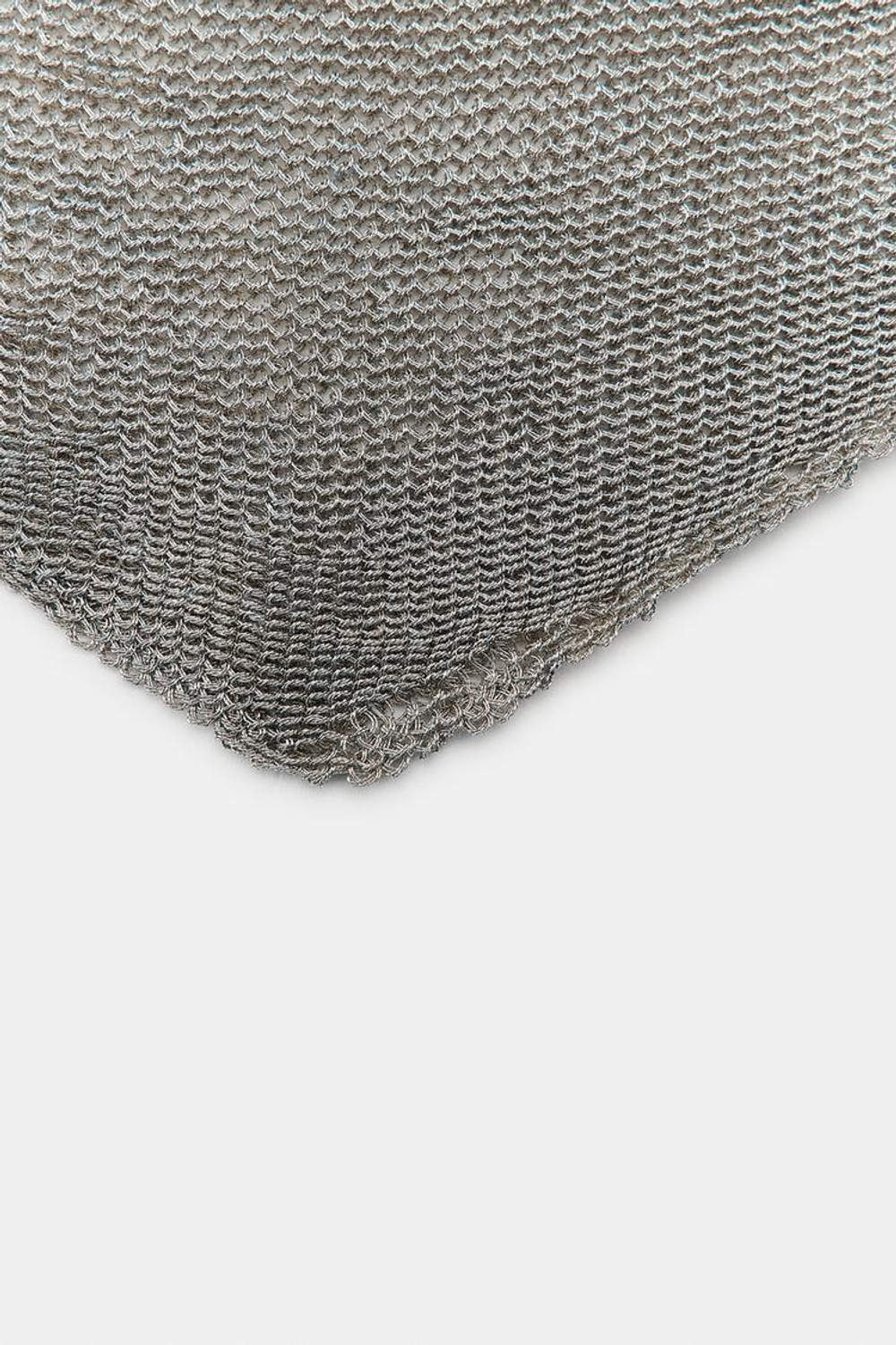 ZARA ТРЕУГОЛЬНЫЙ ШАРФ С БЛЕСТЯЩЕЙ НИТЬЮ, СЕРЕБРИСТЫЙ