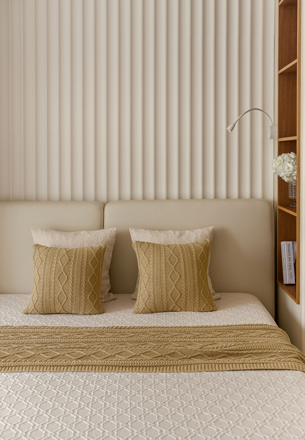 Наволочка декоративная 40x40 Luxberry Lux 67 песочная