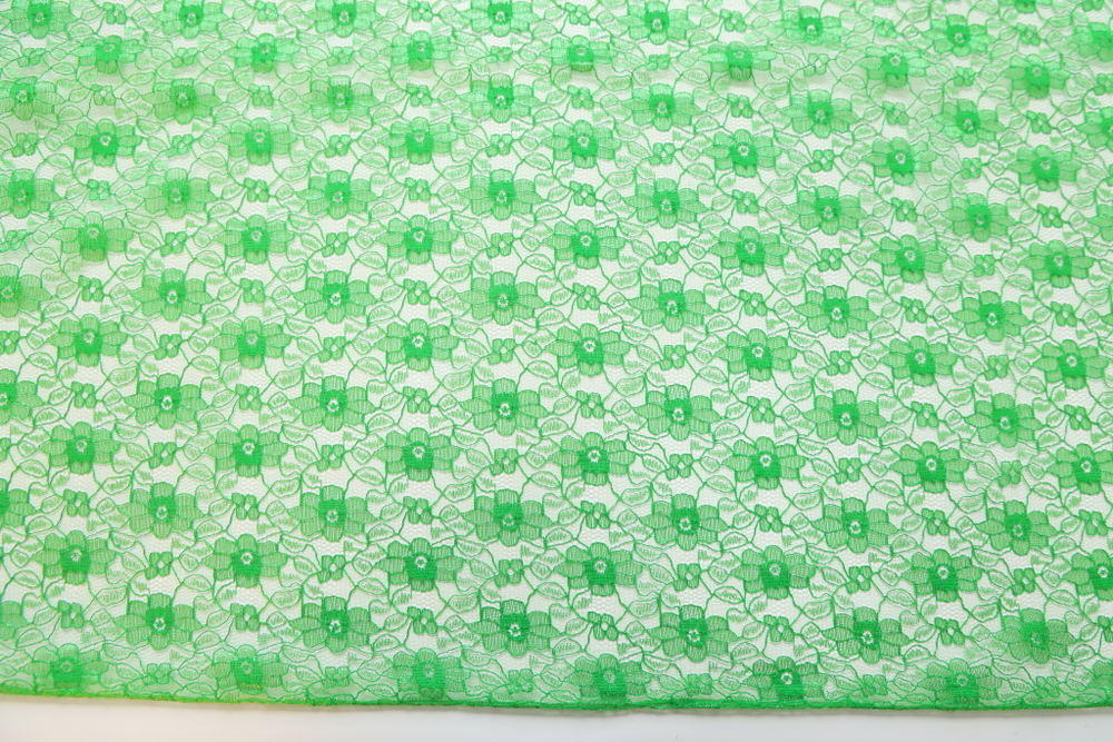 Гипюр зеленый