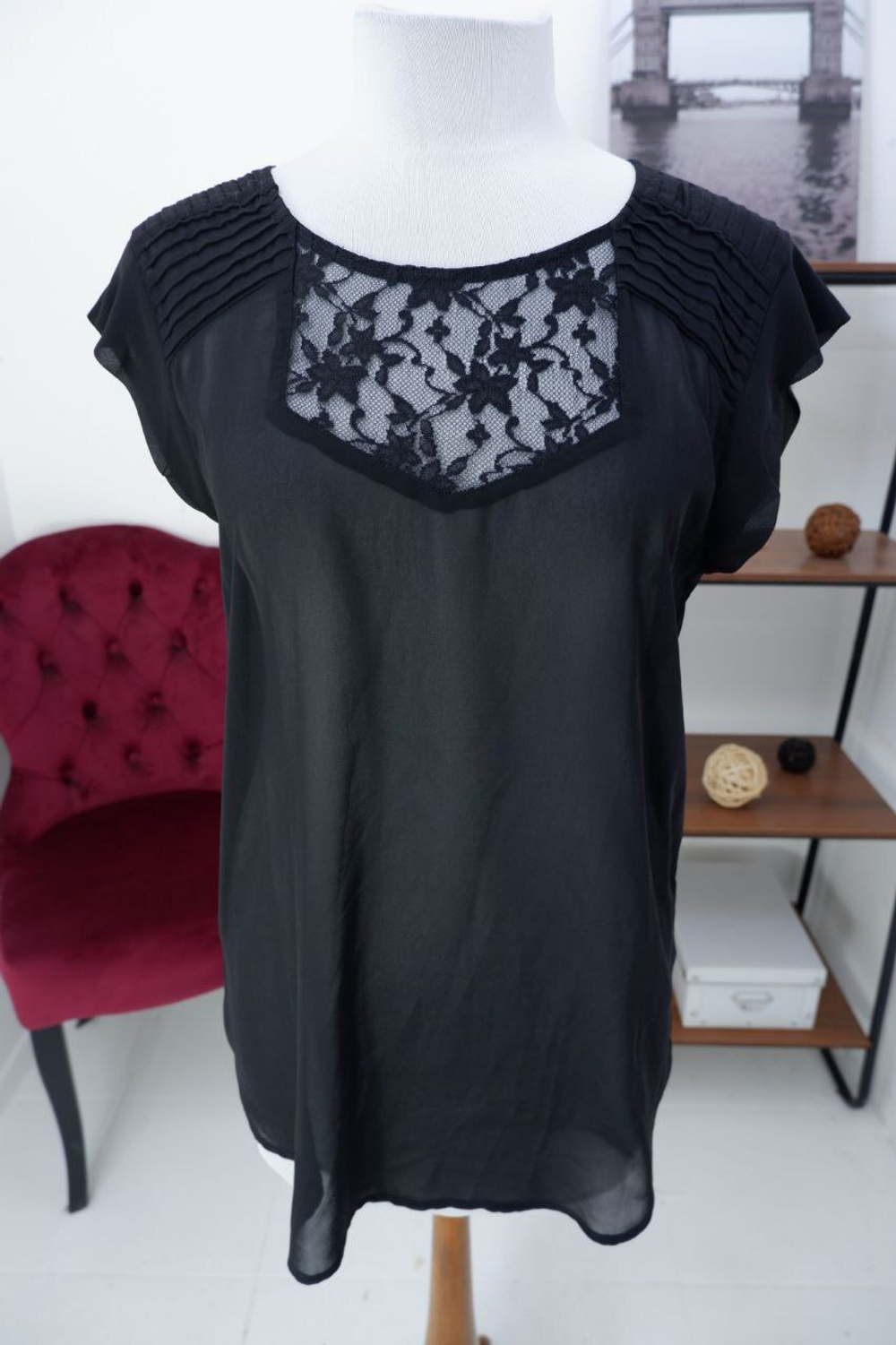 Блузка Only с кружевом 46 размер