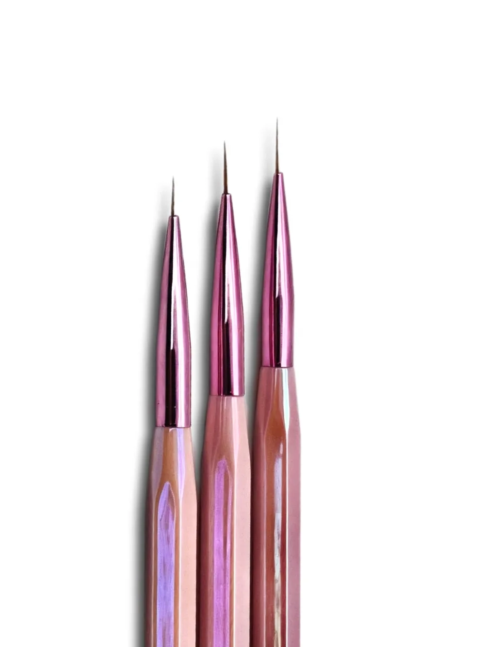 Кисти для маникюра, прорисовки тонких линий и френча