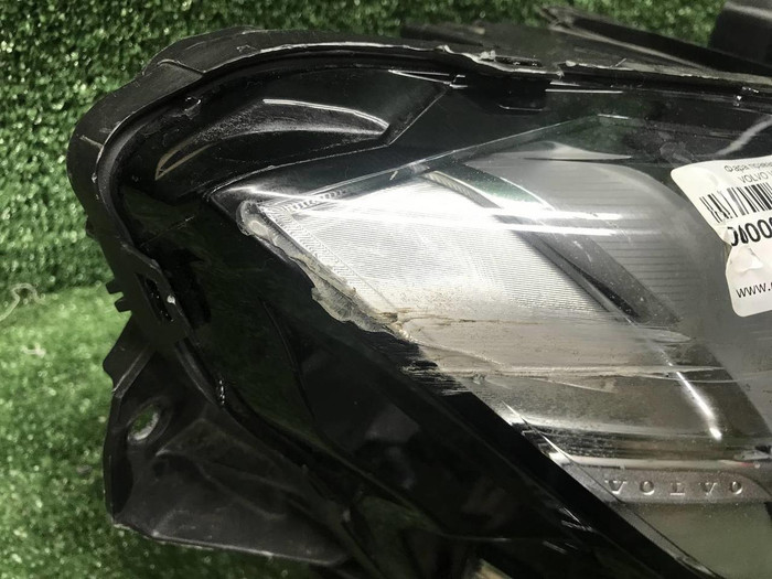 Фара правая Volvo V90 2 (2016-2020) Full LED