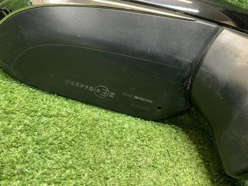 Зеркало правое Toyota Camry xv70 (17-24) 13 конт