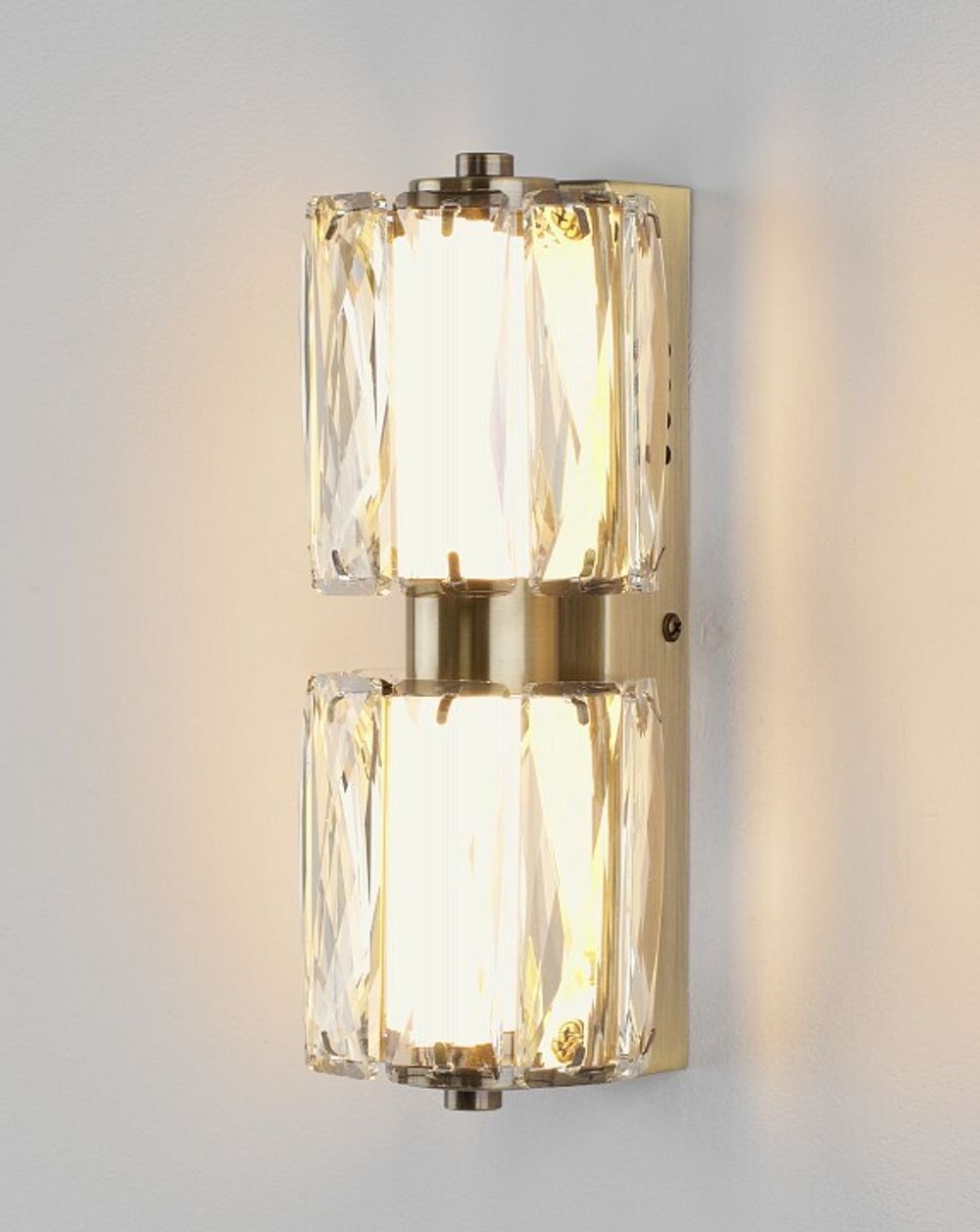 Бра Moderli Prismique V11711-WL