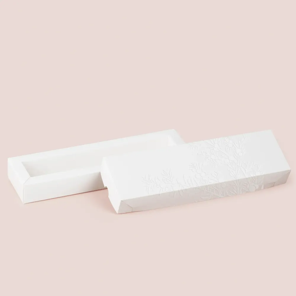 Коробка для пряников с тиснением 244*70*30 мм