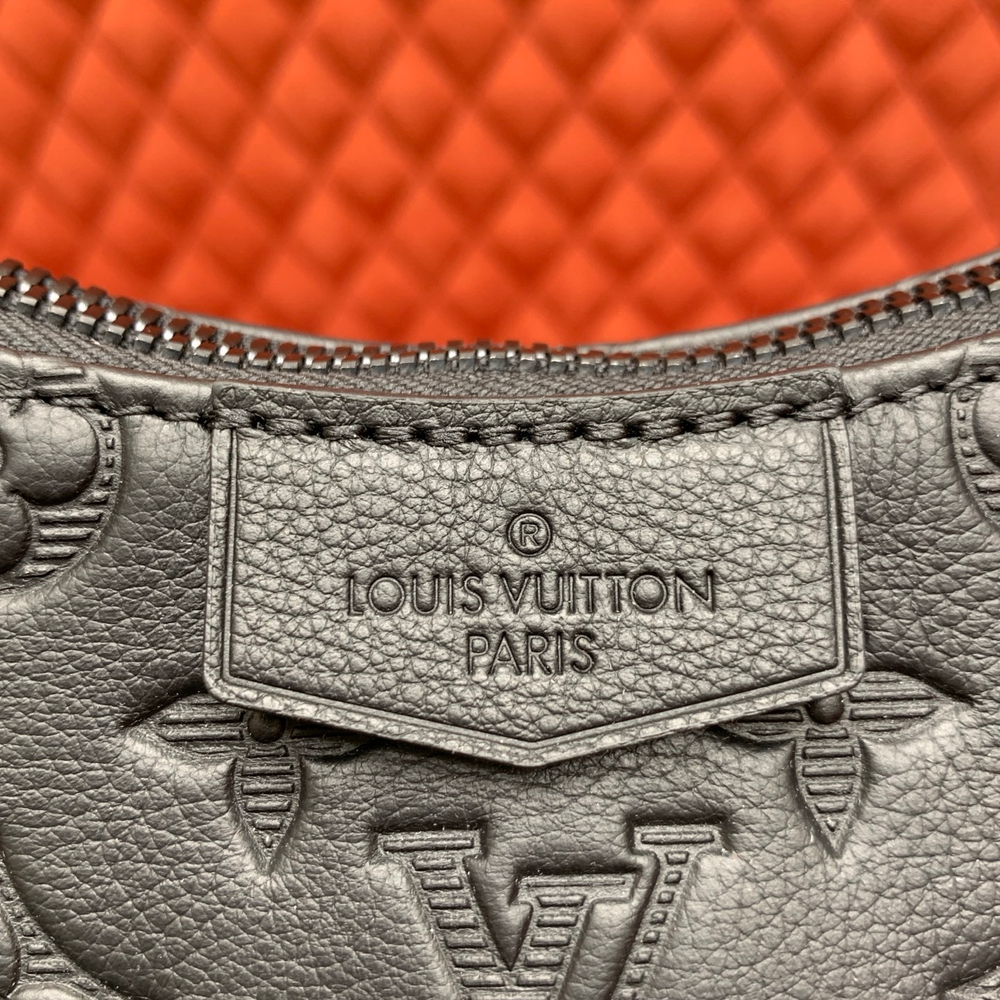 Louis Vuitton Hobo Cargo