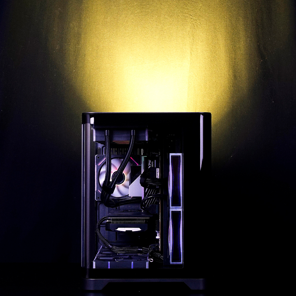 Ryzen 9 9900X + RTX 5070 Ti 16Gb