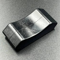 Демпфер опорный резиновый Tohatsu 9.9-18 (Нижний центральный) (PREMARINE)