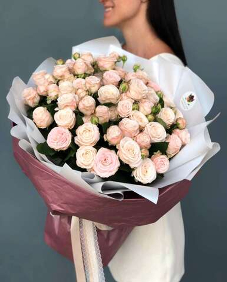 Кустовые розы "Bombastic"