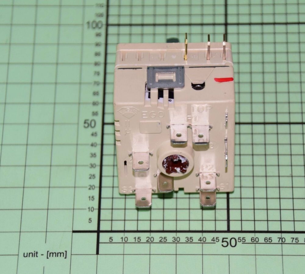 Регулятор мощности конфорки EGO 3х зонный 50.67021.900