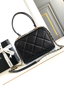 Chanel Bag 21 cm