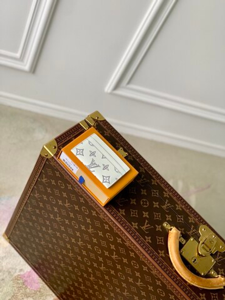 Louis Vuitton Double Card Holder