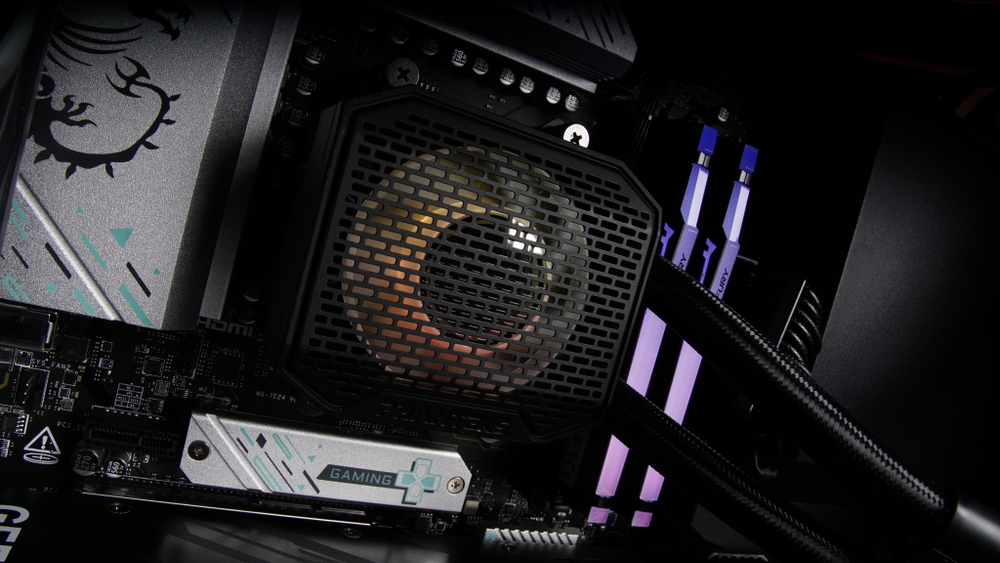 Ryzen 5 9600X + RTX 5060 Ti 8Gb