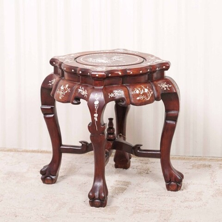 Подставка под вазу