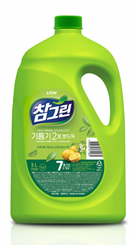 LION CHARMGREEN bottle Средство для мытья посуды, овощей и фруктов (зеленый чай) 3000мл