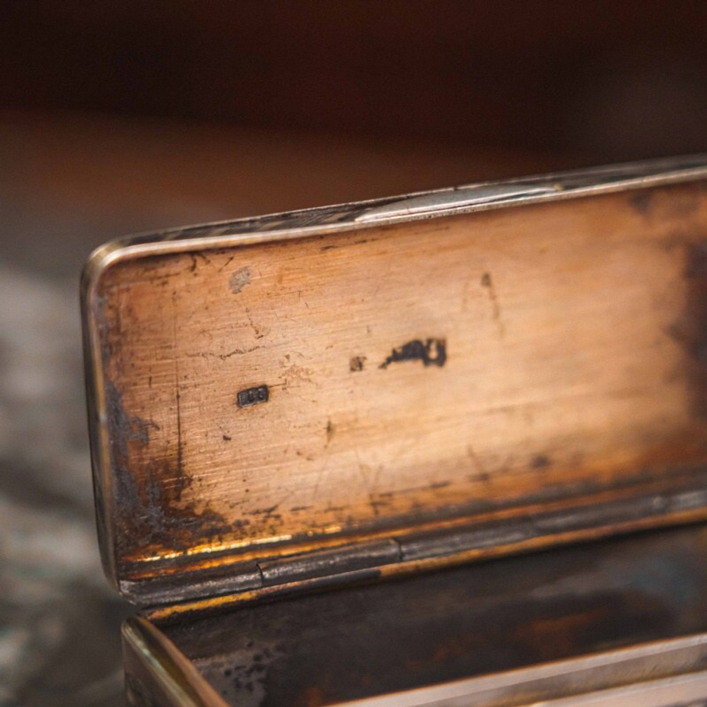 Серебряная табакерка