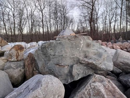 Глыба гранит Скальник /тонна