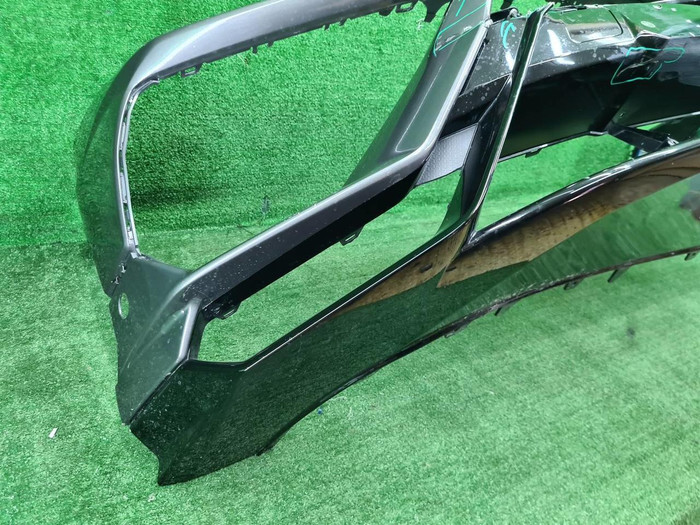 Бампер передний Lamborghini Urus (2022-н.в.)