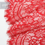 Нежное нейлоновое кружево красного цвета