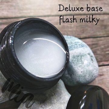 База камуфлирующая Delux flash milky Mia 15 мл
