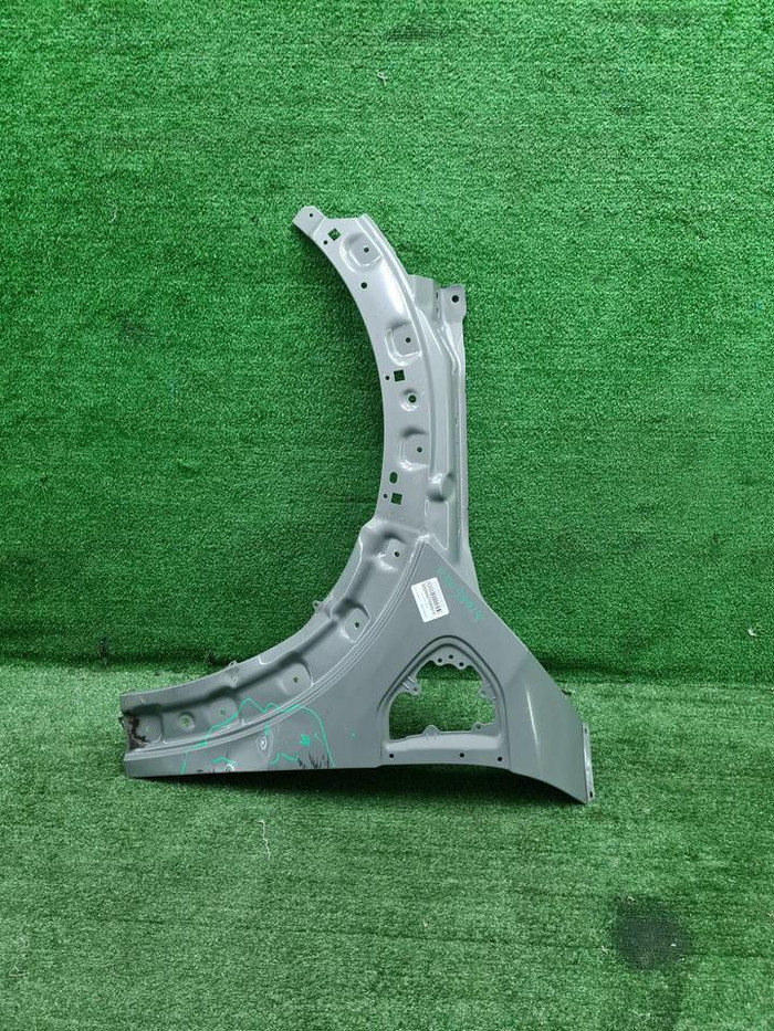 Крыло переднее левое Mini Countryman F60 (16-23)