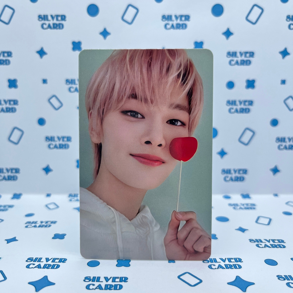Фотокарта STRAY KIDS - NACIFIC (Red Heart SKZ | I.N)