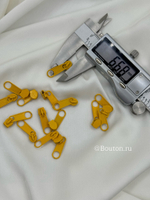 Собачка / бегунок для молнии желтый (охра) 6,5 мм