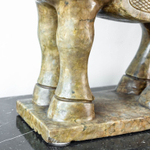 Старинная скульптура «Конь»