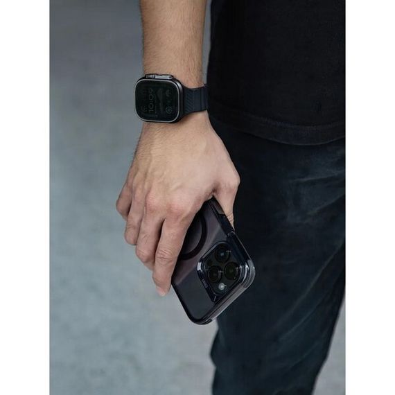 Чехол Uniq Combat MagSafe для iPhone 16 Pro Max черный (IP6.9P(2024)-COMMBLK)