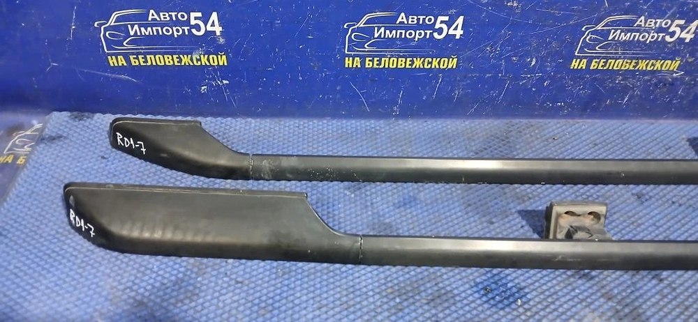 Рейлинг крыши правый Honda CR-V 1996