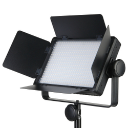 Осветитель светодиодный Godox LED500C студийный (без пульта)