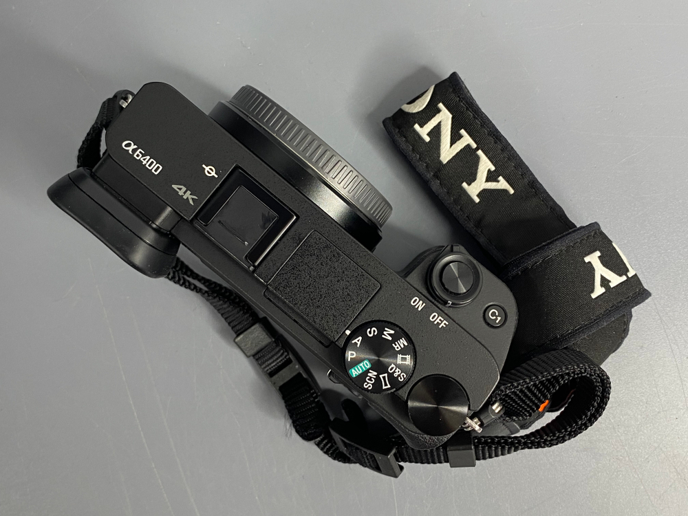 Sony A6400 14.000 кадров