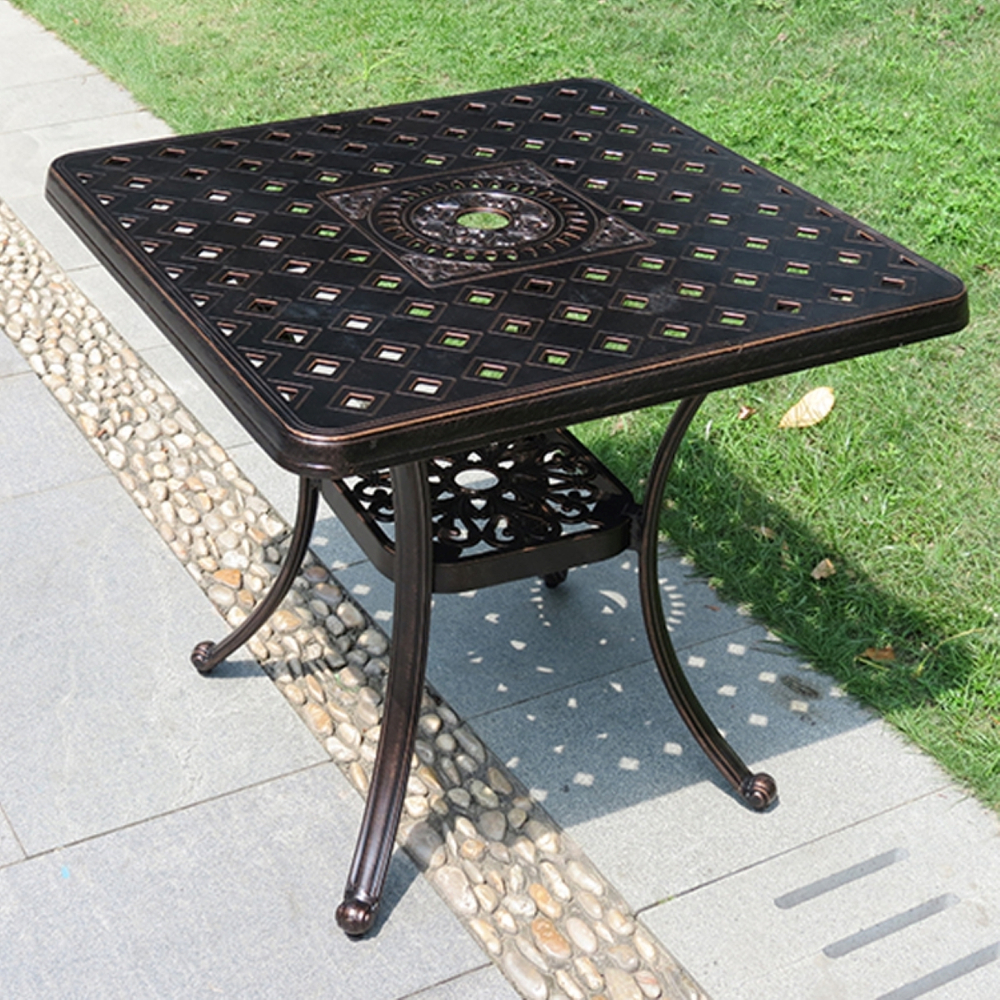 Стол из литого алюминия Эскиз(Desing)