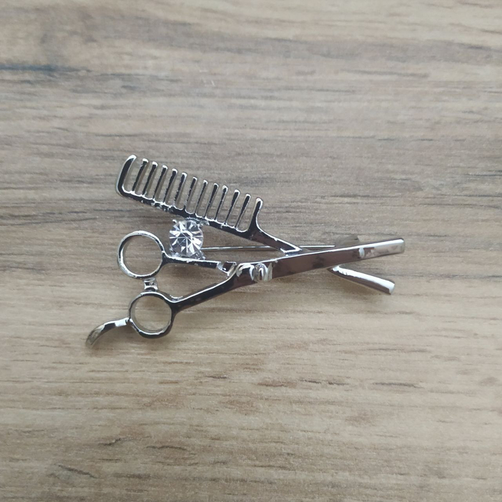 Брошь Ножницы с расческой металл серебристый
