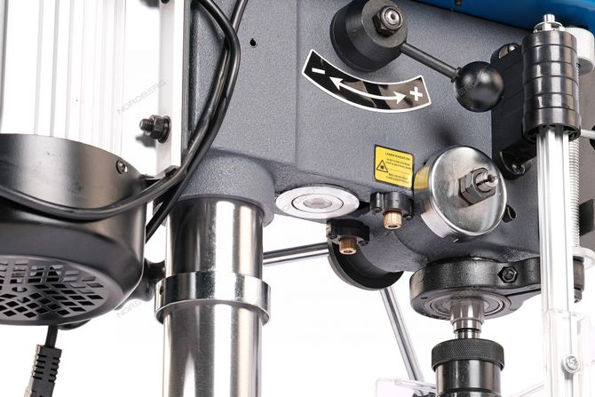 NORDBERG (ND1648V) Станок сверлильный с тисками, 500 Вт, 16 мм, вариатор скорости