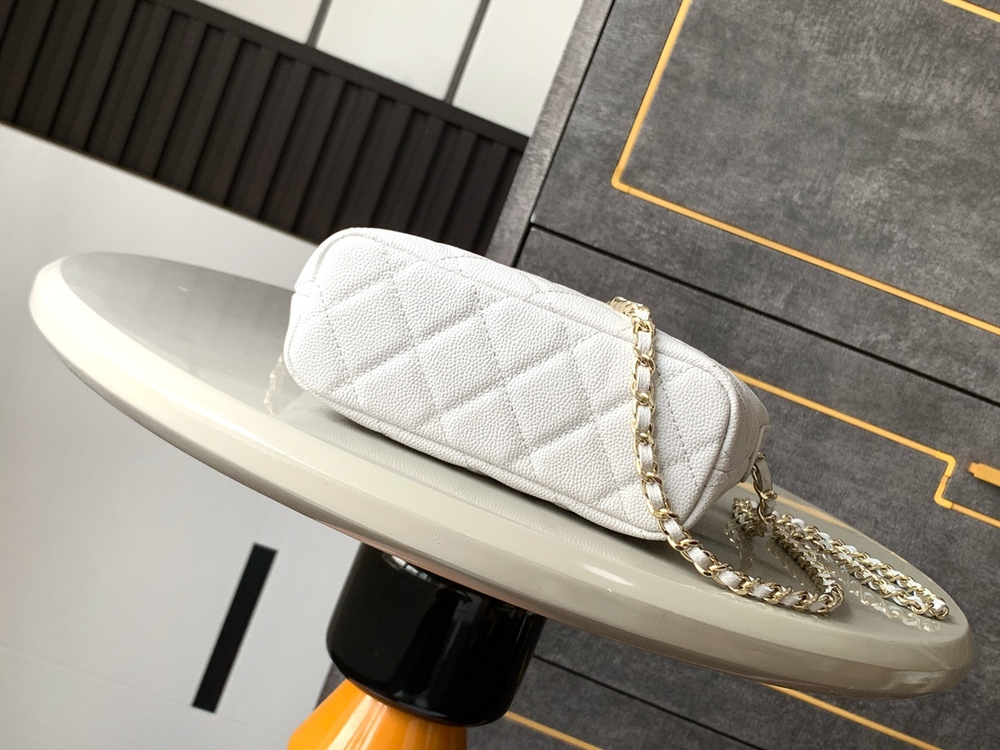 Chanel Bag 21 cm