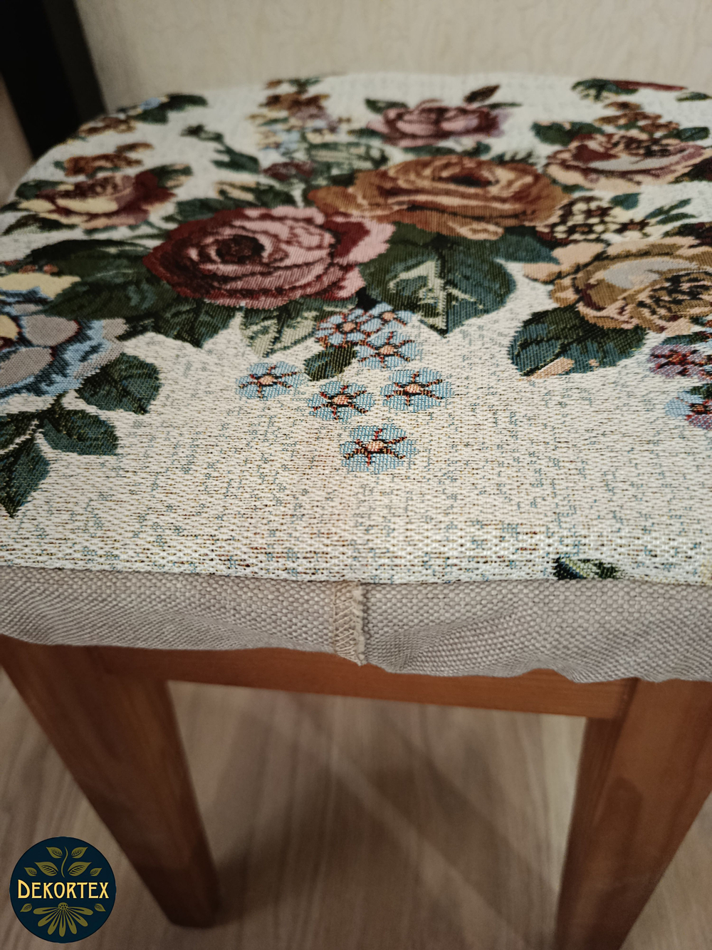 Набор чехлов на табурет из гобелена Букет (33х33 см) - 4шт