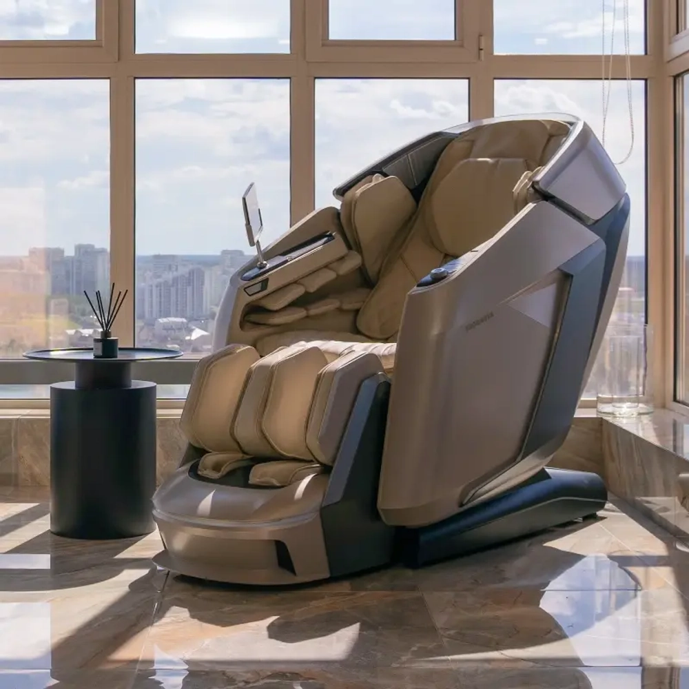 Массажное кресло Ergonova Aviator X Beige