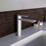 Смеситель для раковины Vincea Vogue (SS) VBF-2VS1BN однорычажный, сатин