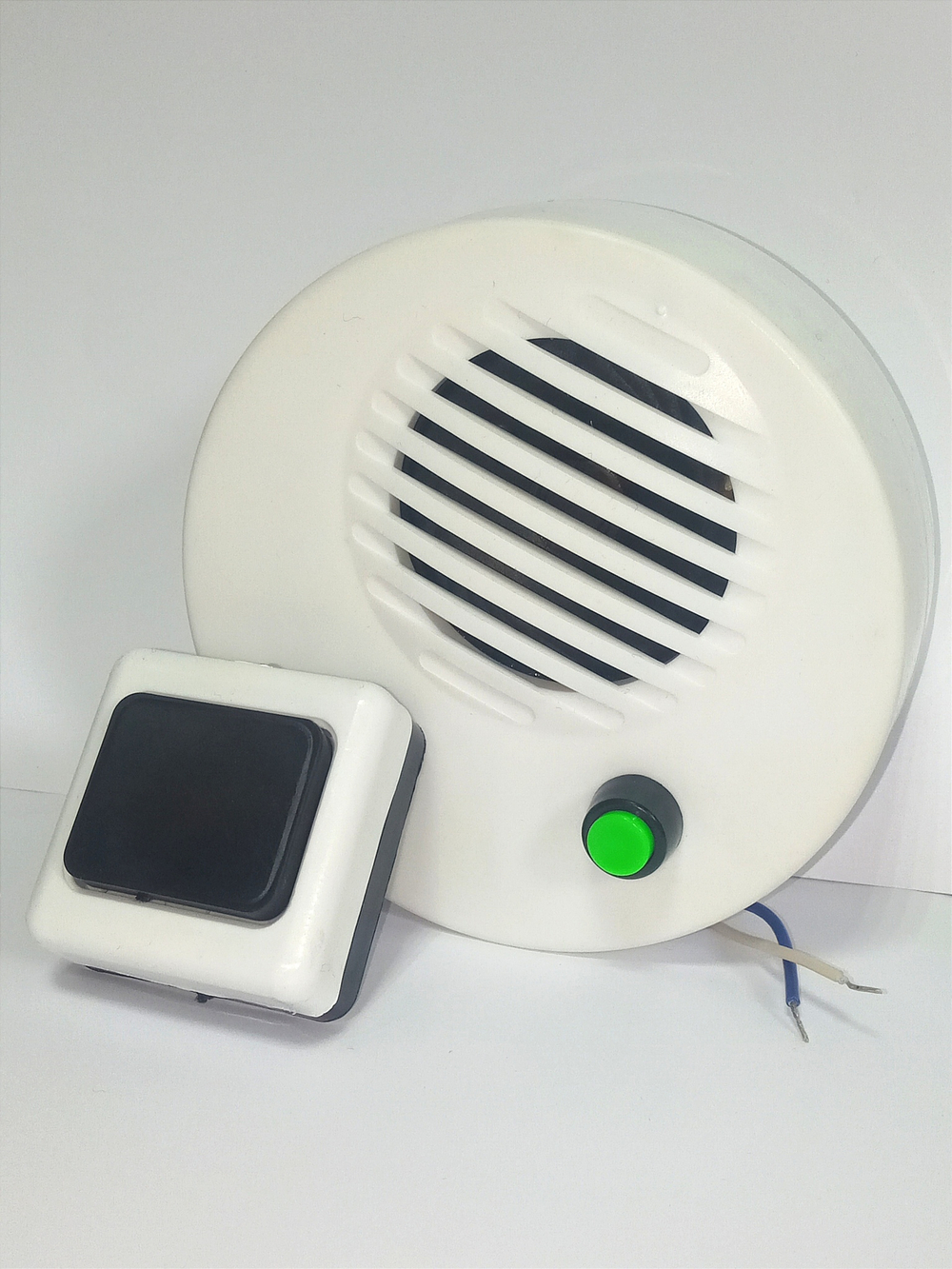 Звонок проводной с кнопкой Берестье-1