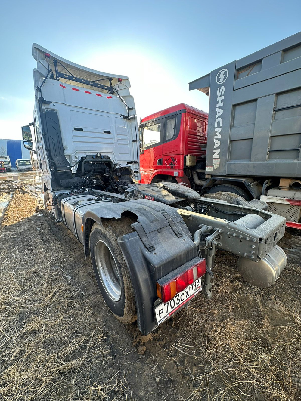 SITRAK C7H 4x2 Седельный тягач ZZ4186V361HE (Дизельный, 10,5 л, 441 л.с., MT)