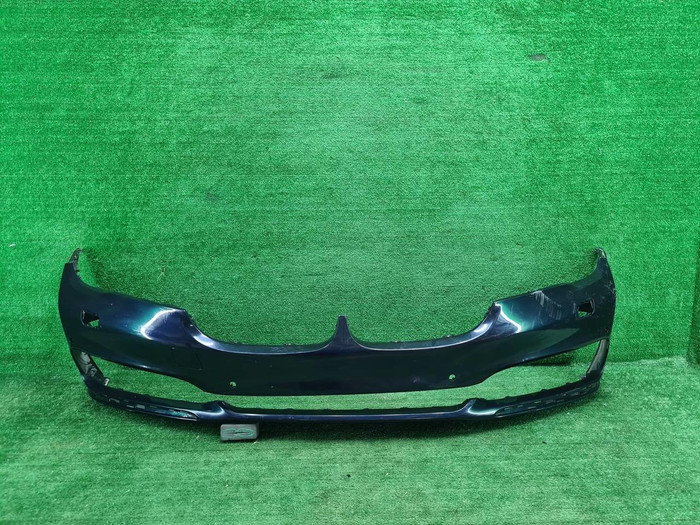 Бампер передний BMW 7er G11 G12 (2015-2019)