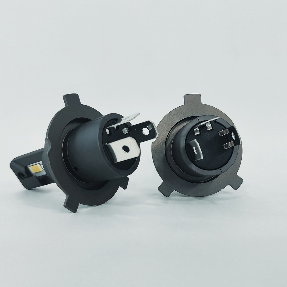 H4 / Комплект светодиодных ламп (H4) SFIDA LED V19 7200LM (2 шт./ комплект)