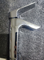 Смеситель для раковины с каскадным изливом URBAN CHIC 210101-60