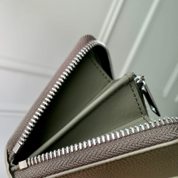 Louis Vuitton Zippy Wallet Horizontal