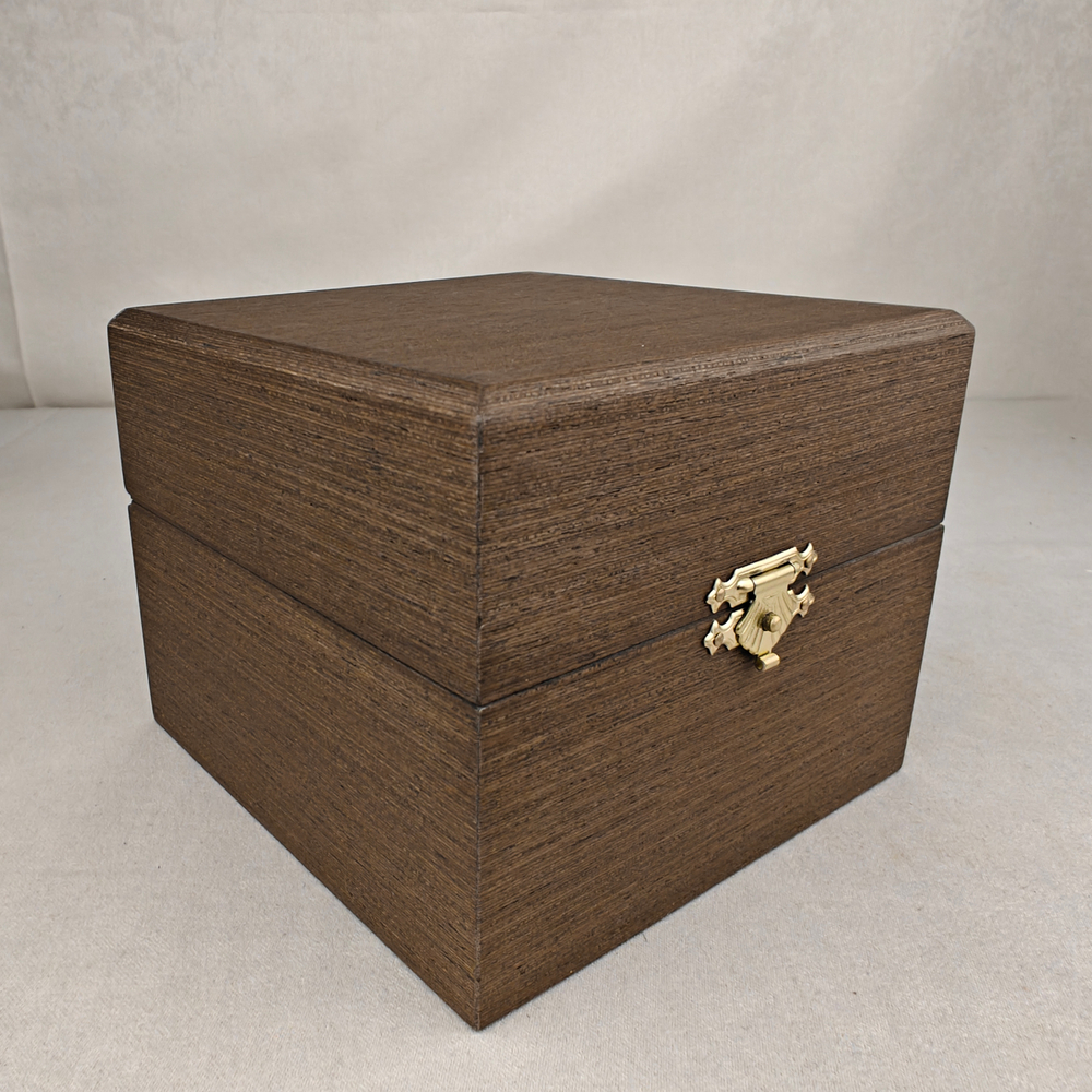 Шар новогодний с ручной росписью Палех "Серебряное копытце" в футляре