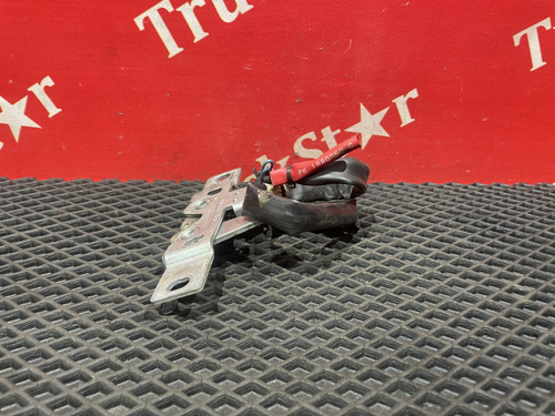 Замок бардачка