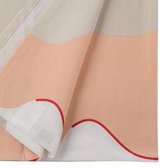 Скатерть из хлопка бежевого цвета с авторским принтом Freak Fruit, 170х250 см